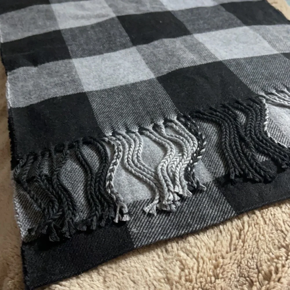 New soft men’s scarf